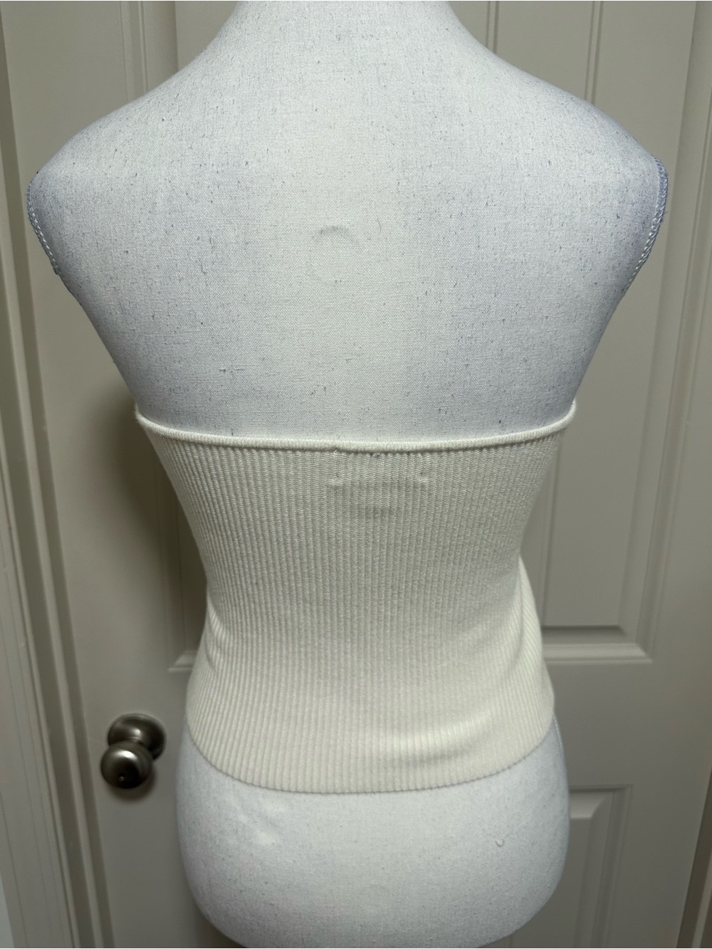 Sweetheart Ribbed Strapless Camisole in Cream - Picture 4 of 5